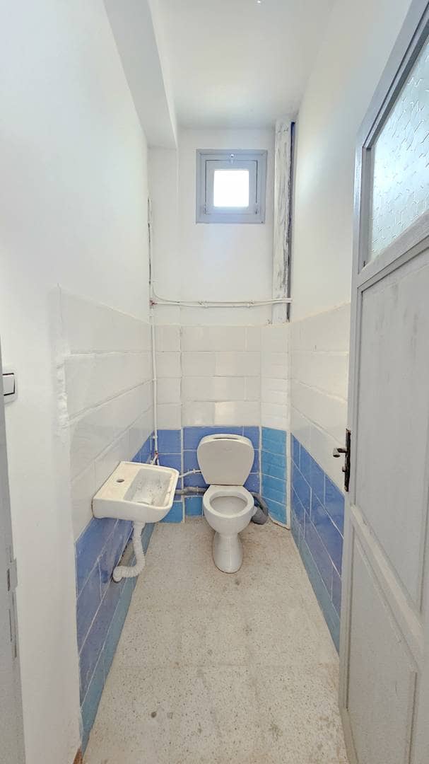 Appartement a vendre f4 centre-ville de jijel 5