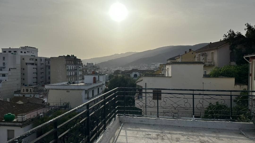 Vente villa à annaba - beauséjour - 2