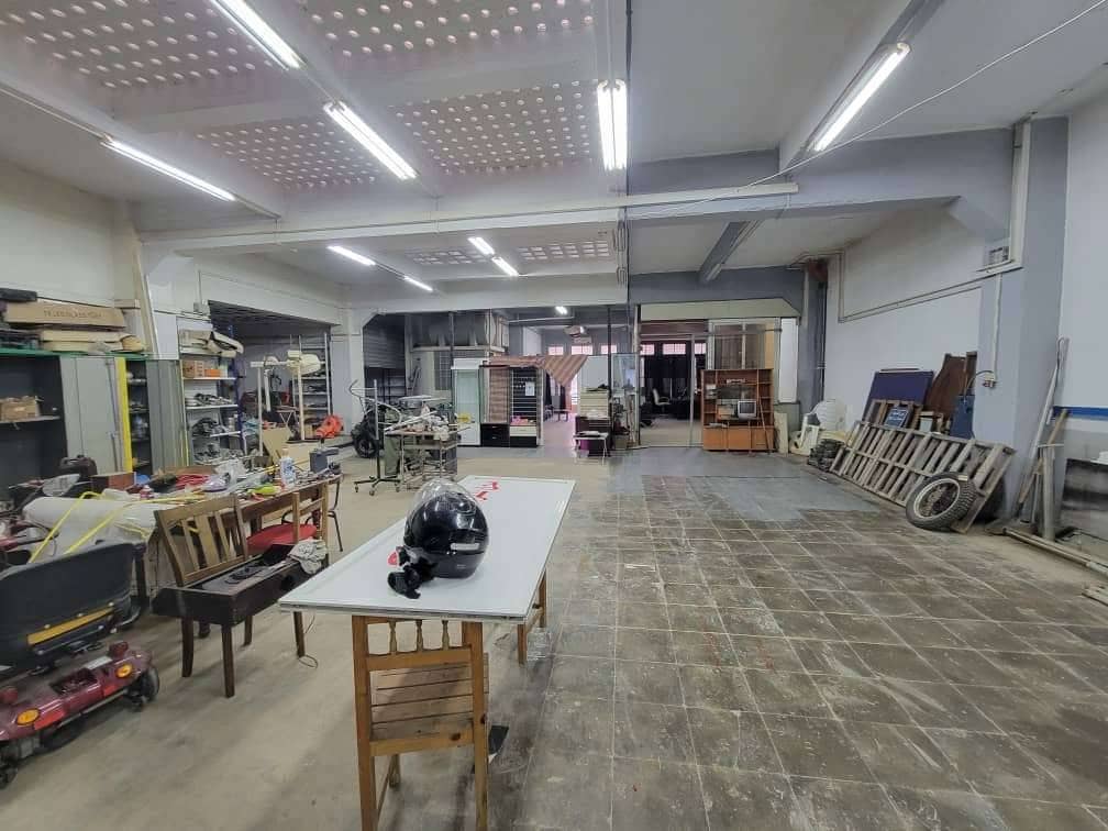 Local 332m² a vendre