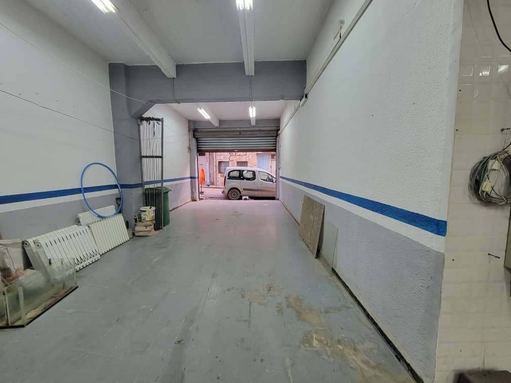 Local 332m² a vendre 7