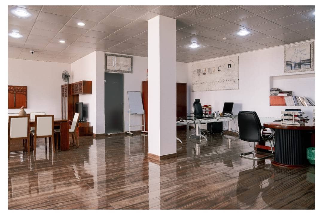 Showroom 2