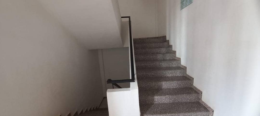 Vente f3 1er étage ibourassen 5