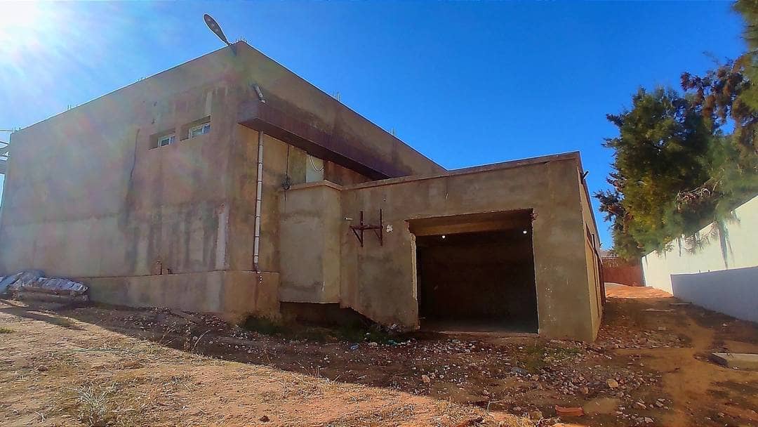 Parc agricole semi-aménagé de 7465 m² à sidi khettab (relizane) 2