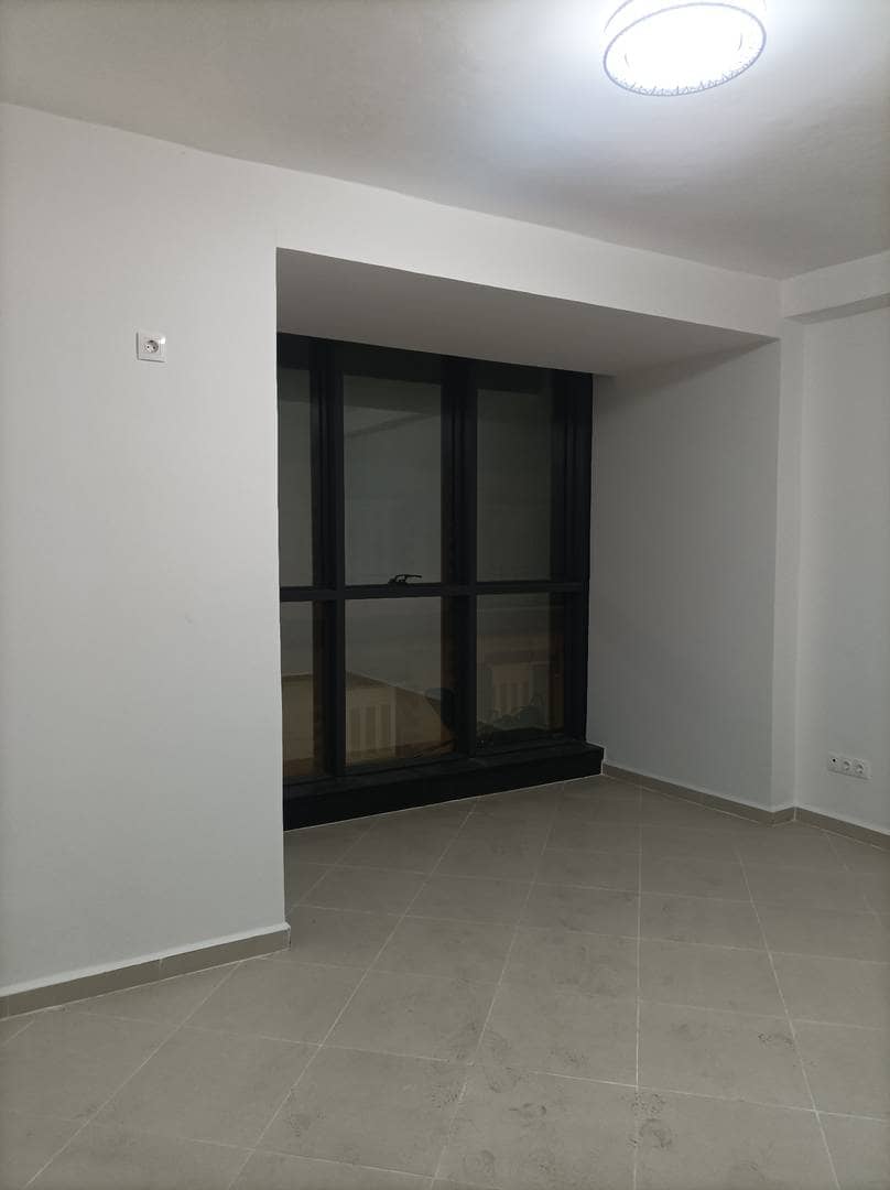 Location villa r+2 commercial 5