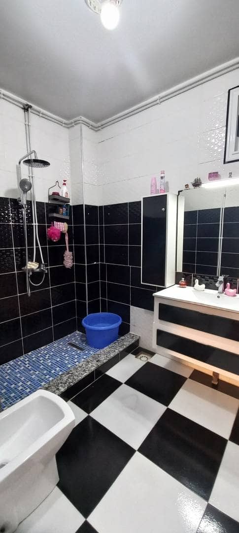 Location appartement f3 bien fini avec belle vue, à bejaia ville. 11