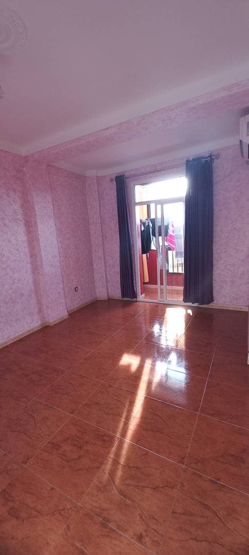 Location appartement f3 bien fini avec belle vue, à bejaia ville. 12
