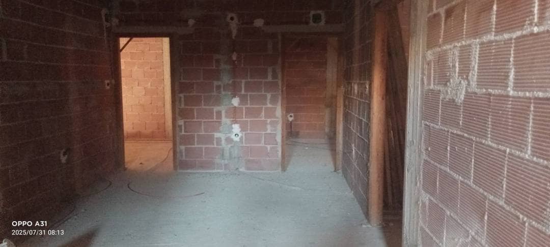 للبيع مسكن فردي ط+1+ سطح في طور الإنجاز 12