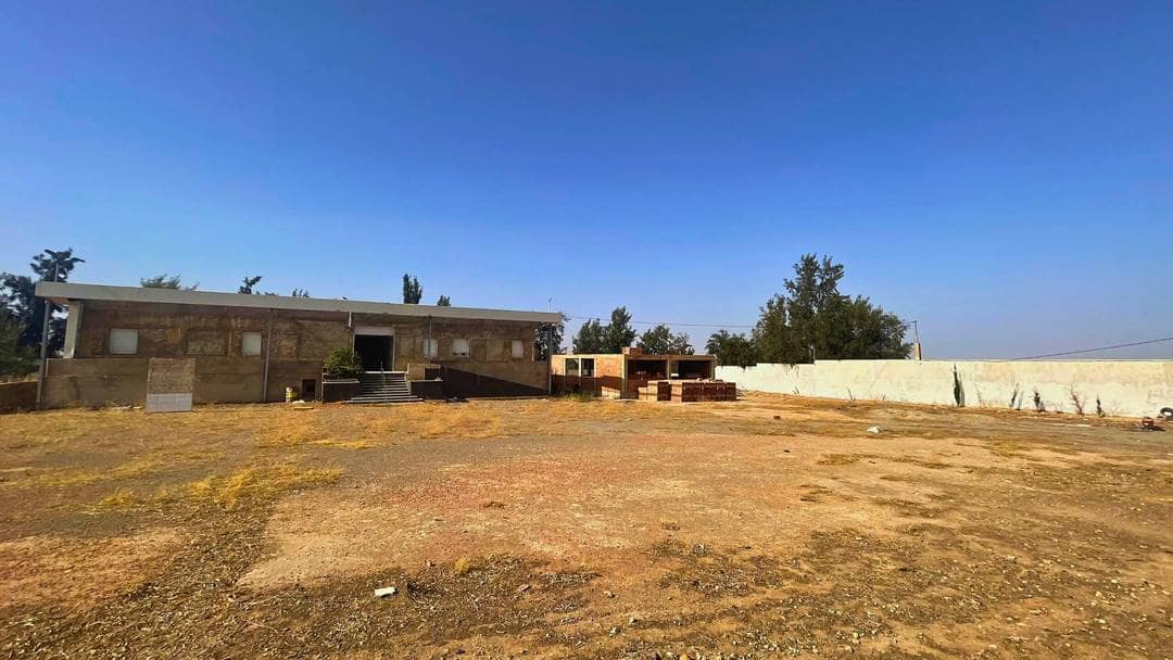 Parc agricole semi-aménagé de 7465 m² à sidi khettab (relizane) 7