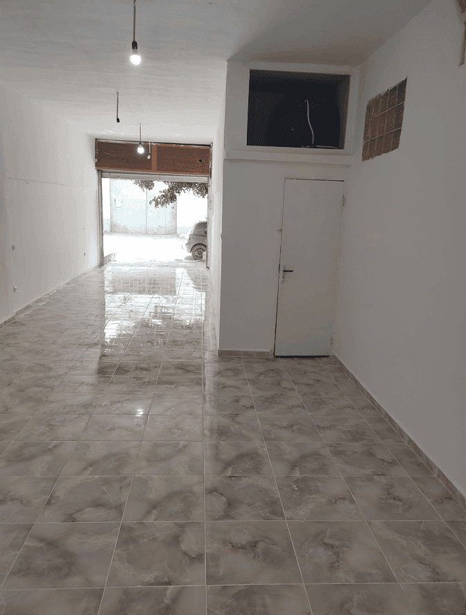 Local a vendre a sidi bel abbes trig najah a cotè cafè sephax 12