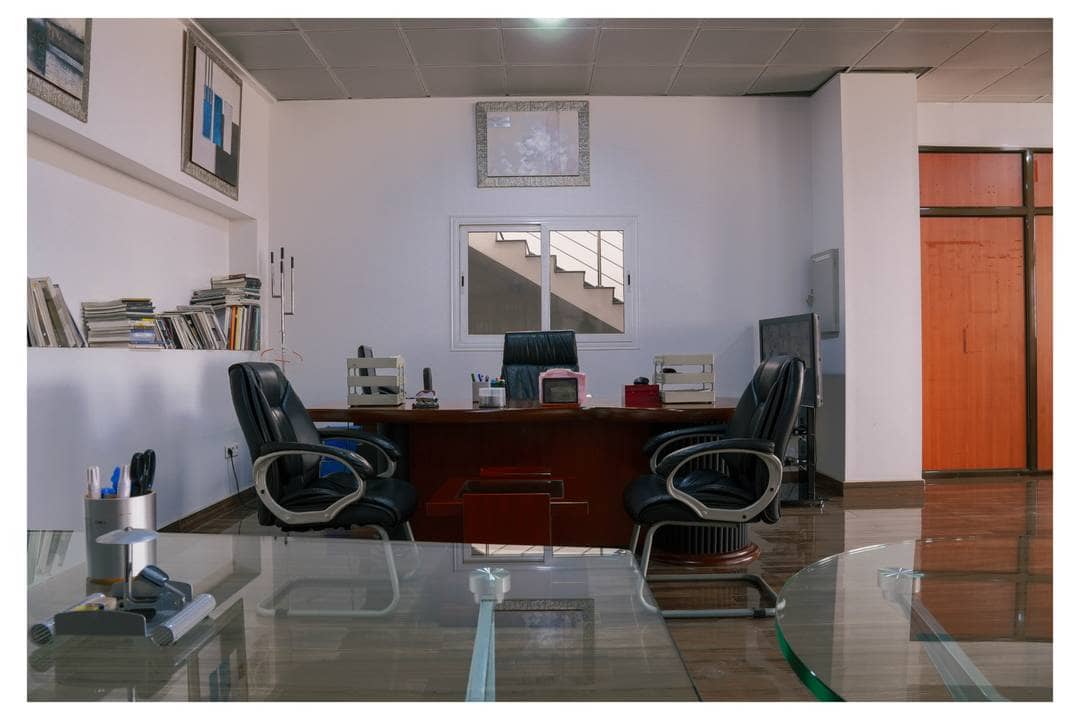 Showroom hamri trig faïence oran 10