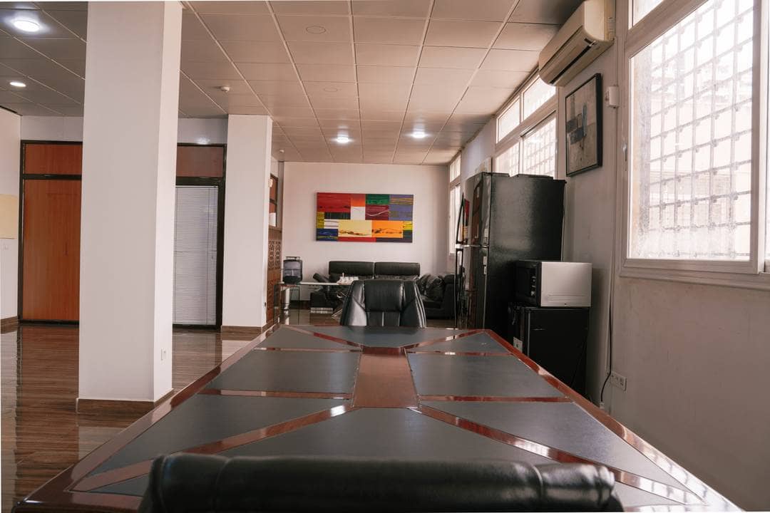 Showroom hamri trig faïence oran 12