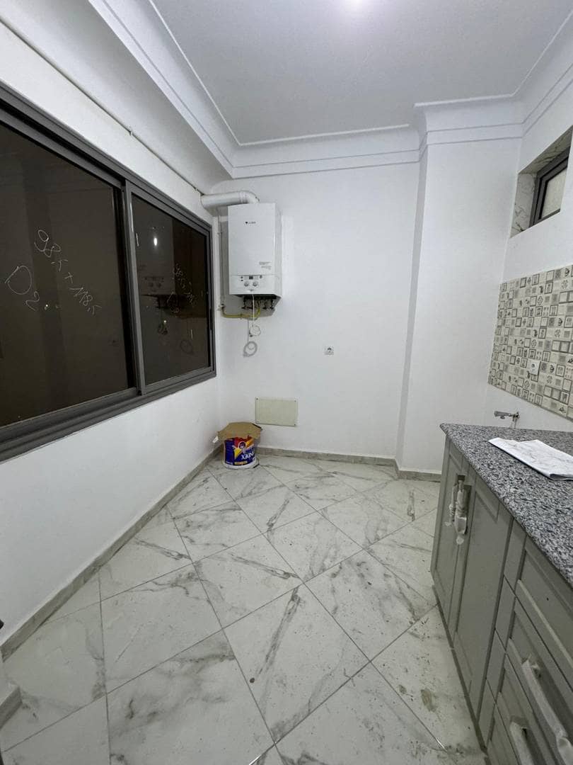 Location immeuble commercial r+5 3