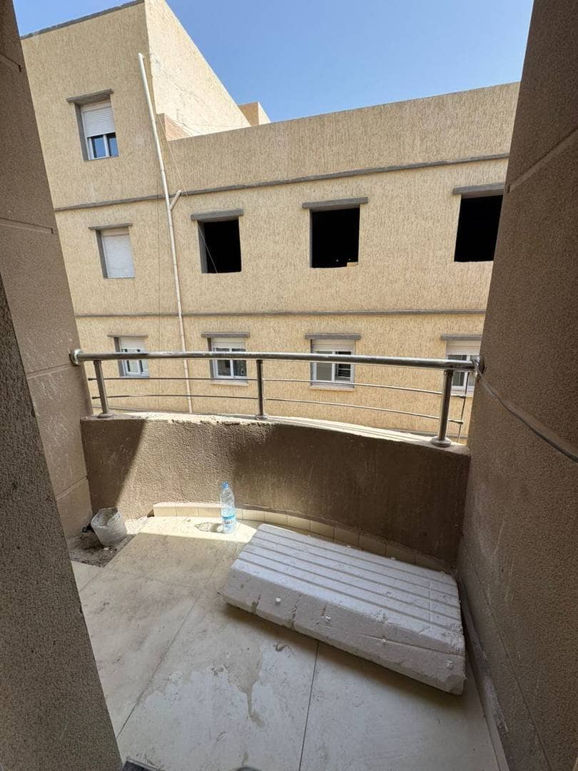 📢 للبيع شقة f4 في برج البحري