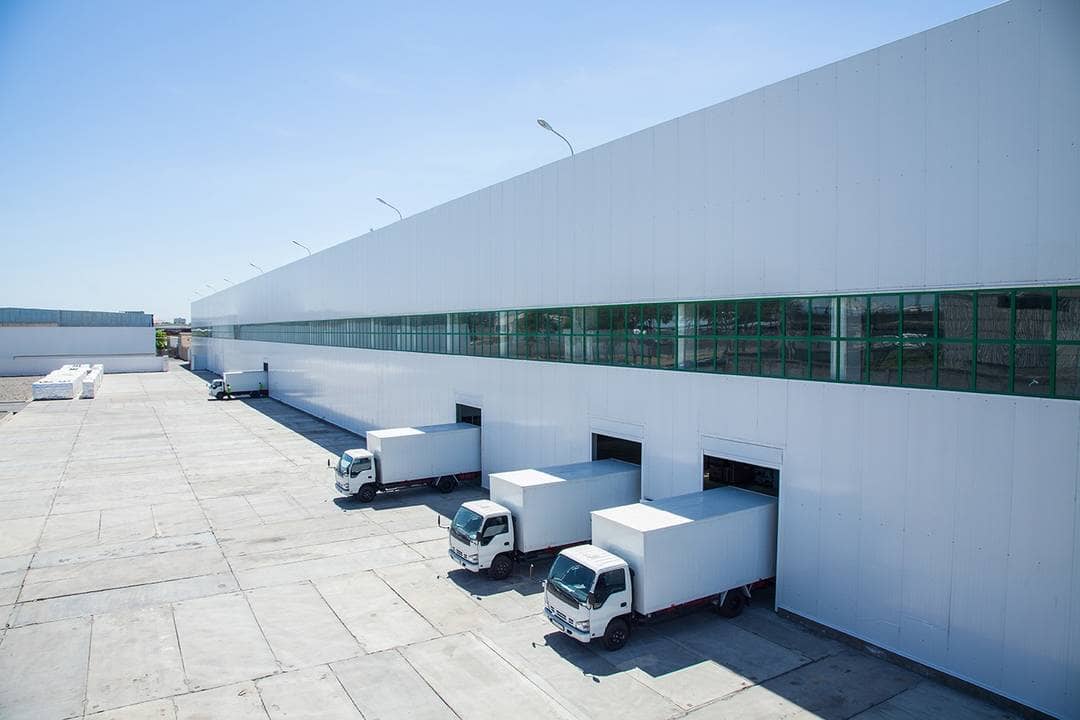 Location hangar kolea tipaza