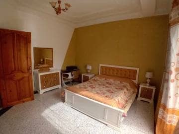 Vente villa avec piscine f8  8 piece  chlef 3tawena 3.8 4
