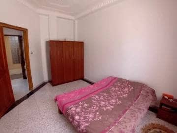 Vente villa avec piscine f8  8 piece  chlef 3tawena 3.8 12
