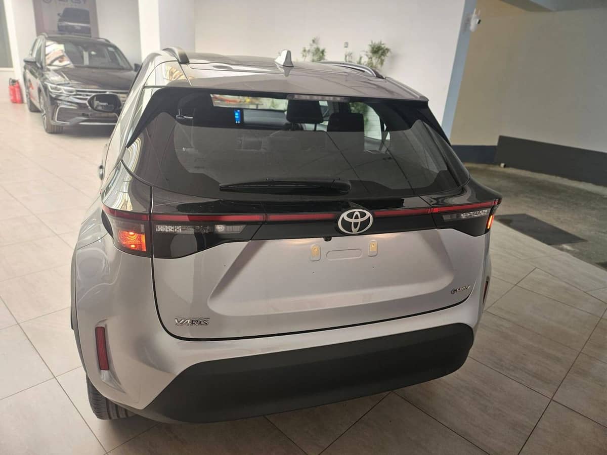 TOYOTA YARIS CROSS 1.5 HYBRID 3
