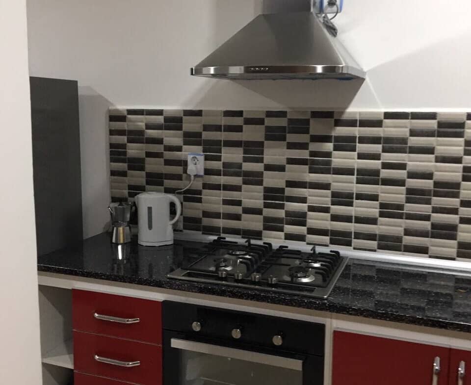 Villa comprenant 6 appartements à Douaouda Marine 8