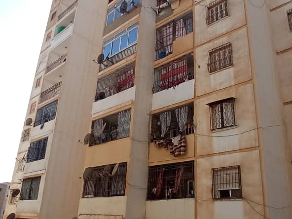 Vend ou Echange F3 à Oran 10