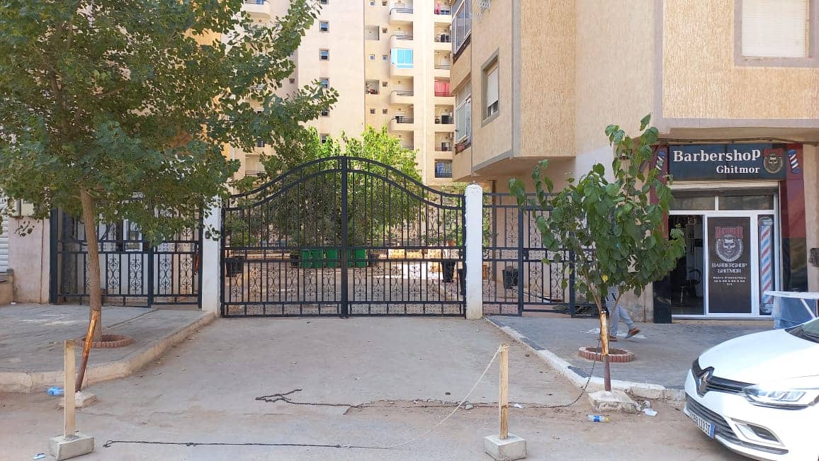 APPARTEMENT F5 ENTIÈREMENT REFAIT À NEUF