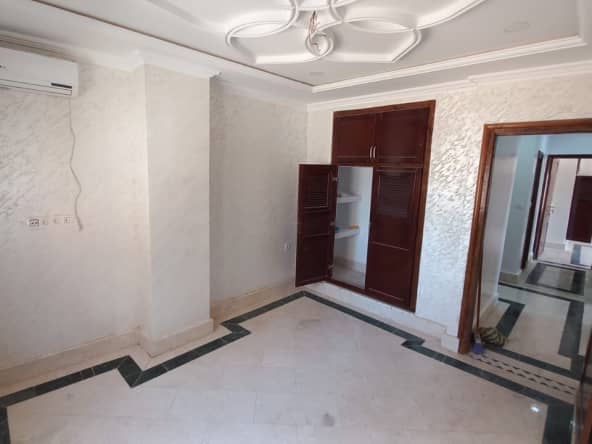 APPARTEMENT F5 ENTIÈREMENT REFAIT À NEUF 28