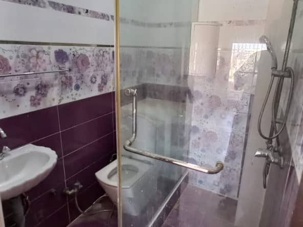 APPARTEMENT F5 ENTIÈREMENT REFAIT À NEUF 33