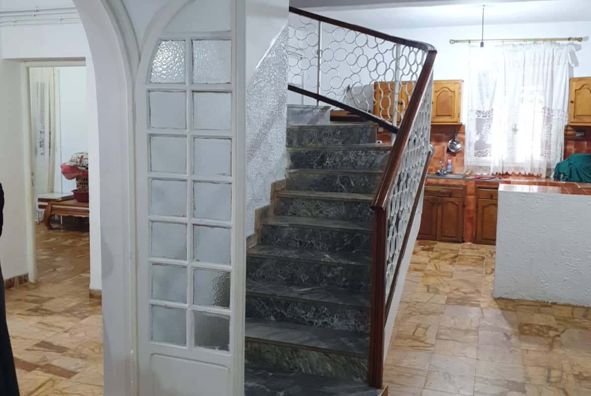 VILLA DE RÊVE EN BORD DU MER 3