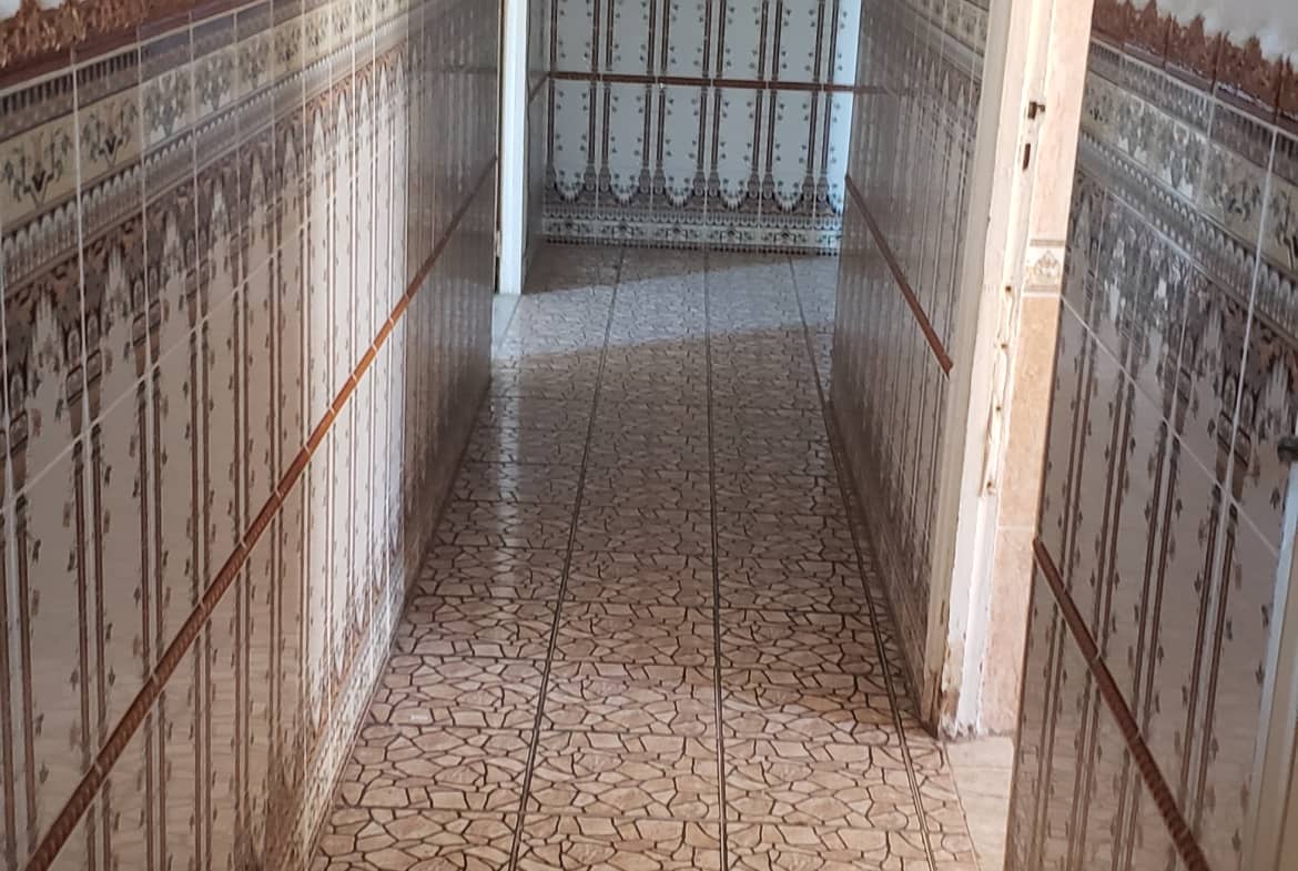 Grand beau F2 près du metro 4
