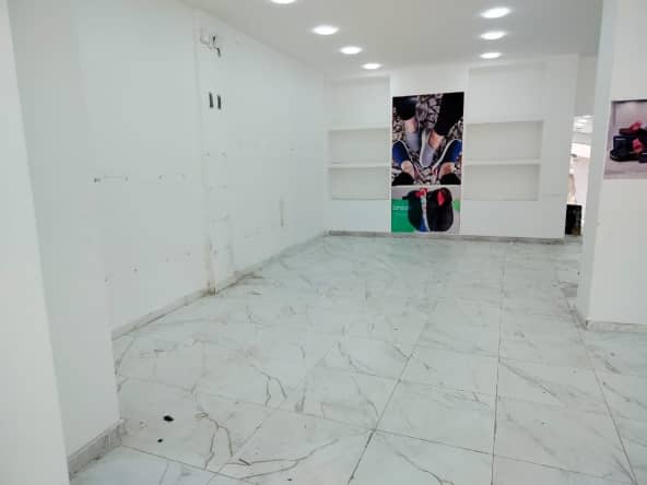 Location du Garage 148 m² 16