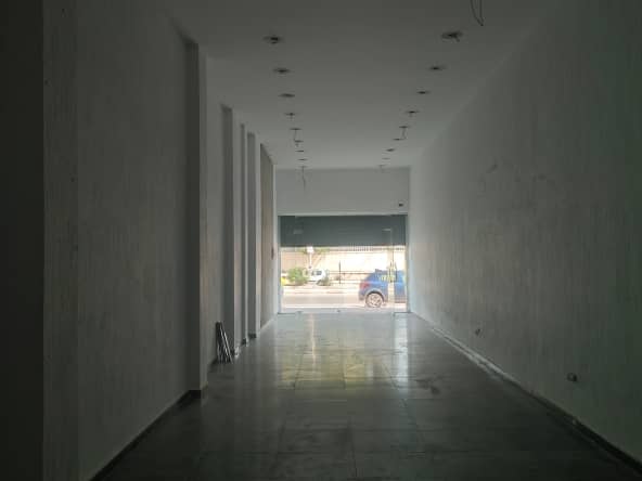 Location D’un garage 75 m² 6