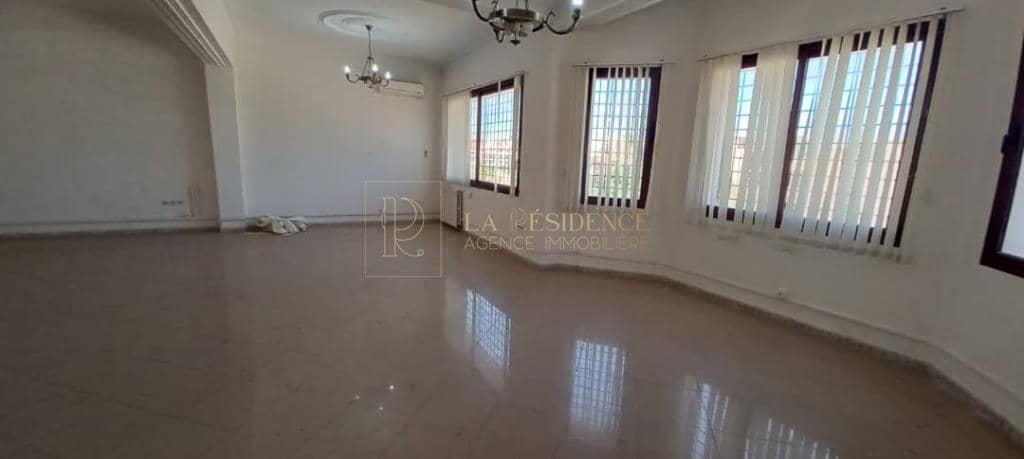 Location Immeuble El Mouradia 8