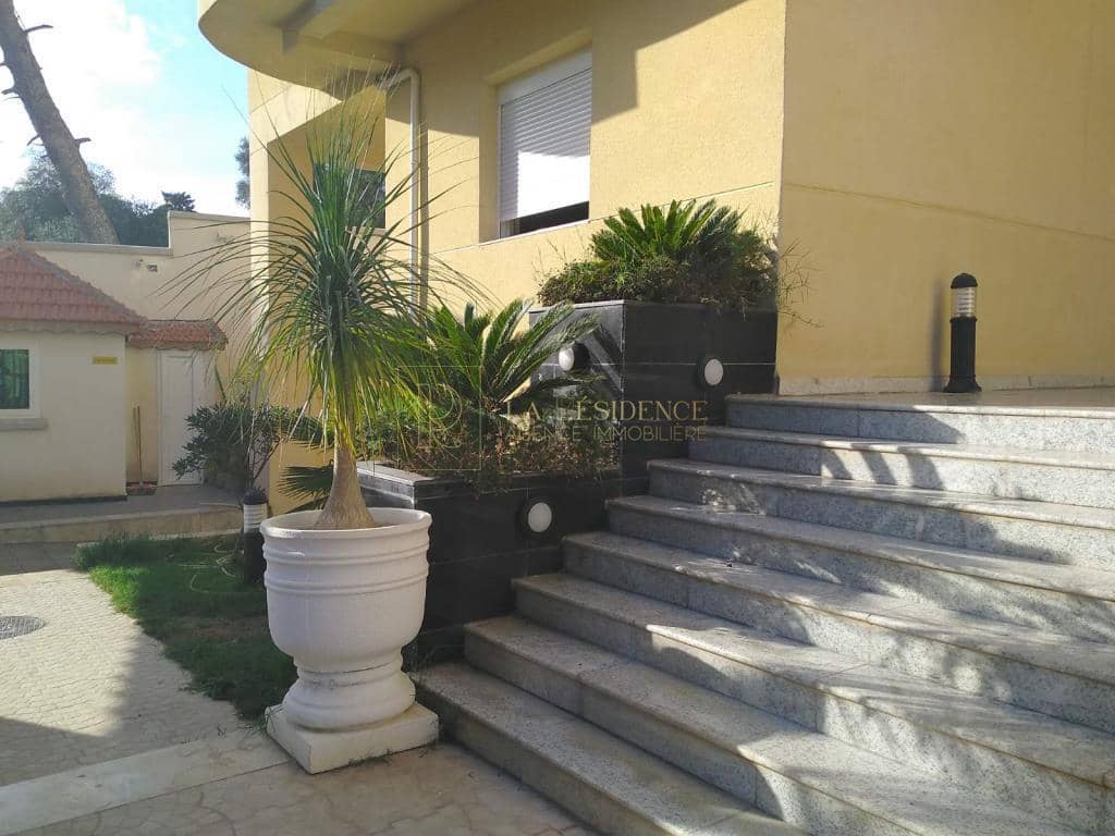 Location Appartement F4 El-Biar 3