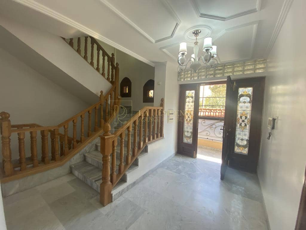 Loue Villa F9 El-Biar