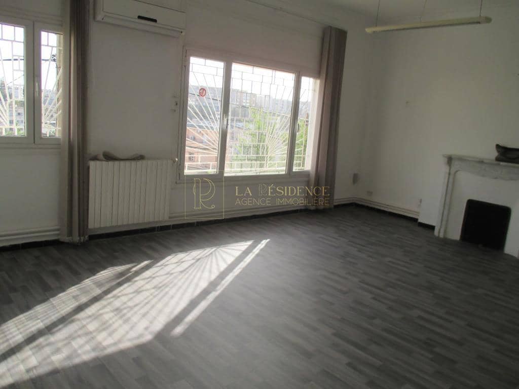 Location Duplex Hydra 6