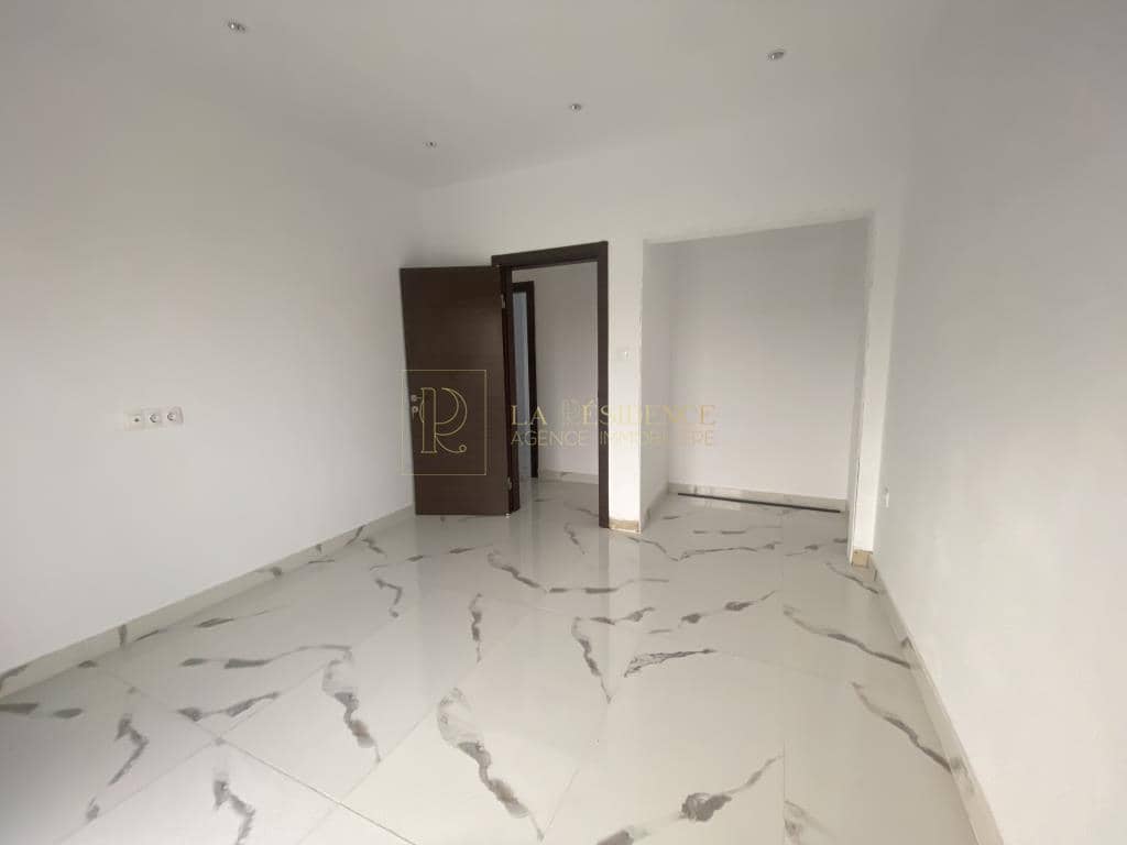 Vente Villa avec Piscine à Hydra 8