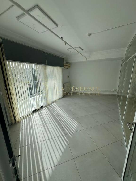Location immeuble Hydra (1500m²) 11