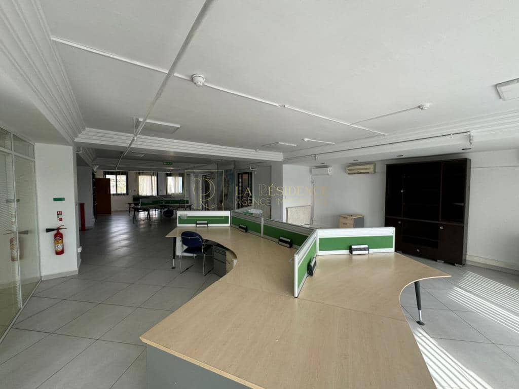 Location immeuble Hydra (1500m²) 23