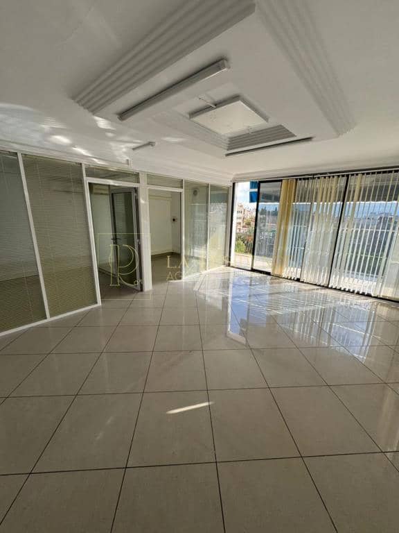 Location immeuble Hydra (1500m²) 6