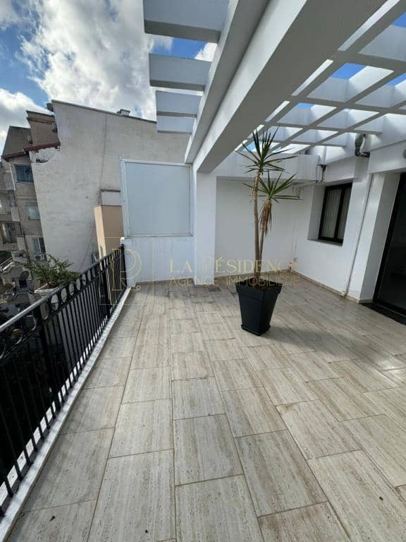 Location immeuble Hydra (1500m²) 8
