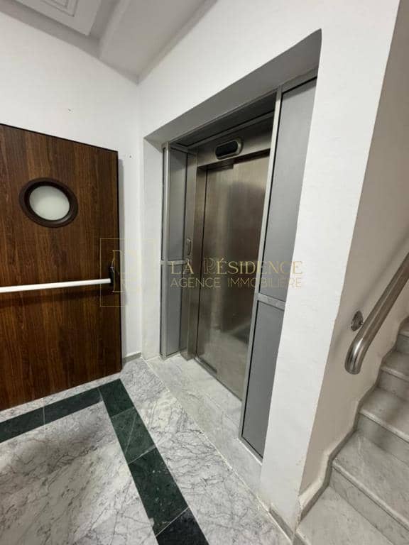 Location immeuble Hydra (1500m²) 10