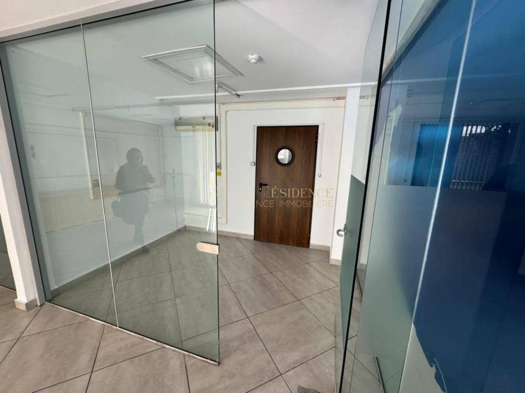 Location immeuble Hydra (1500m²) 9