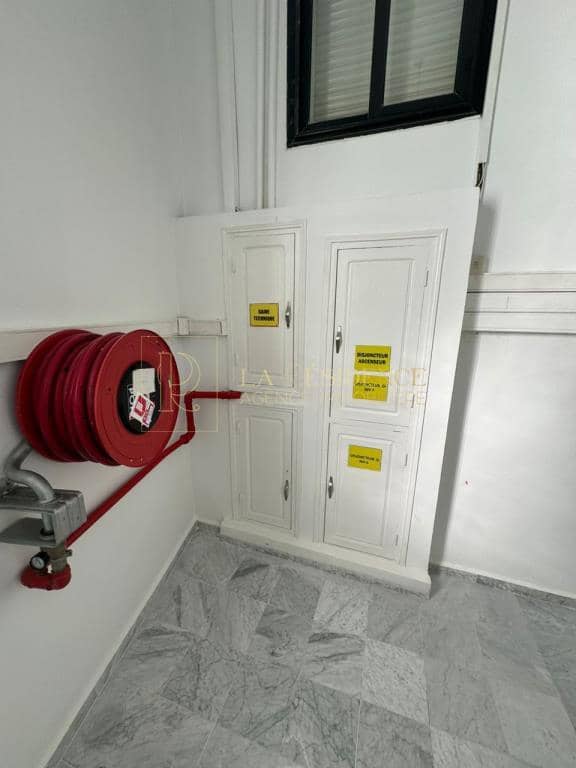 Location immeuble Hydra (1500m²) 48