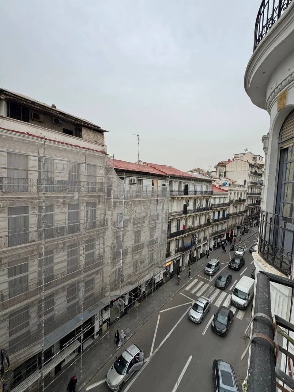 Appartement F5 à vendre à Alger centre 13
