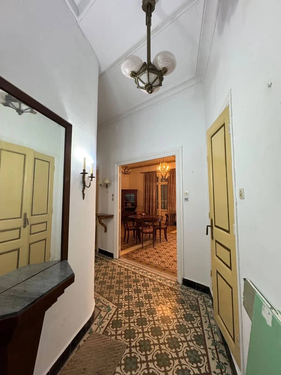 Appartement F5 à vendre à Alger centre 3