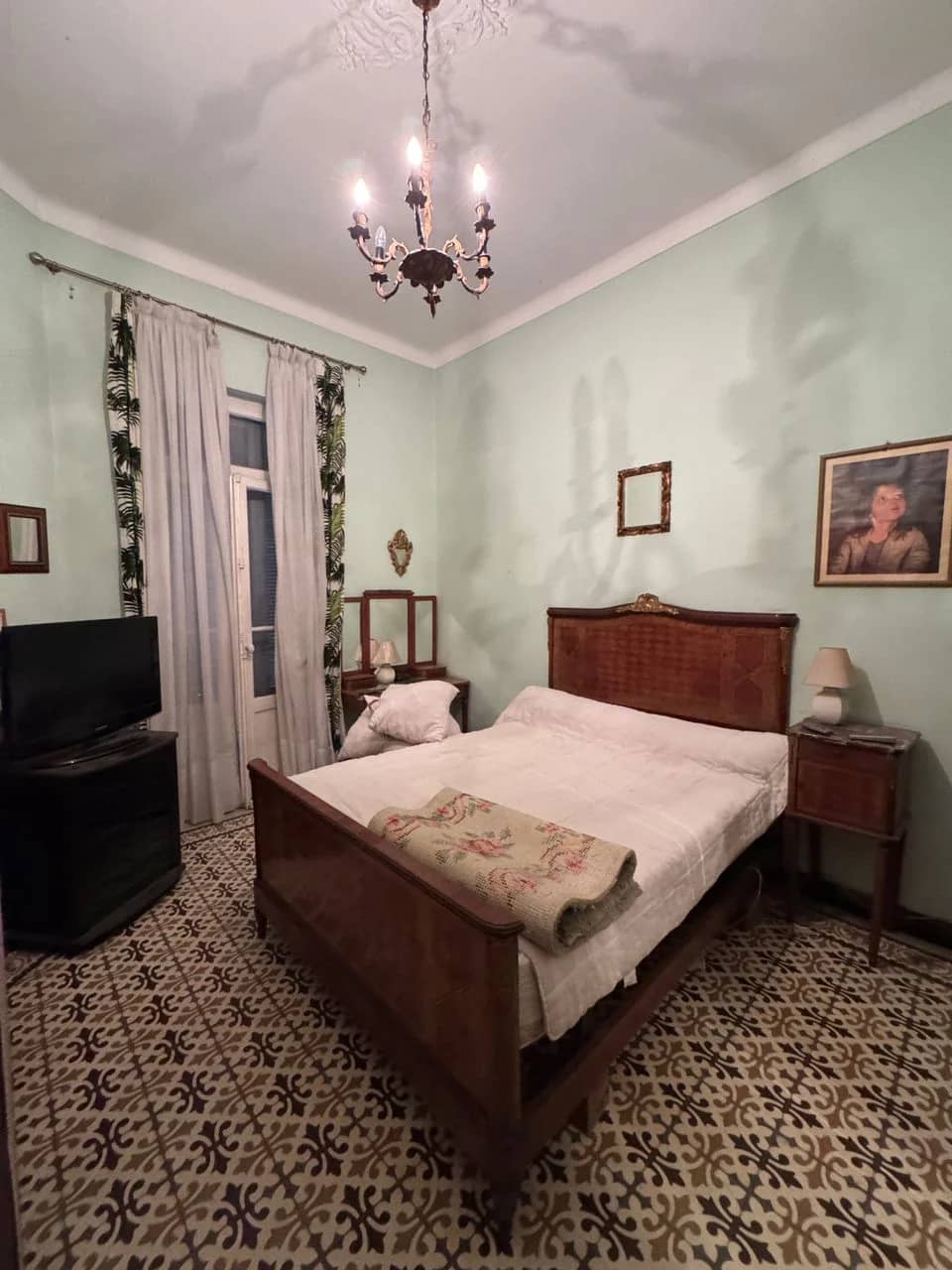Appartement F5 à vendre à Alger centre 9